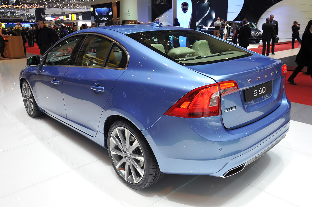 04-2014-volvo-s60-geneva