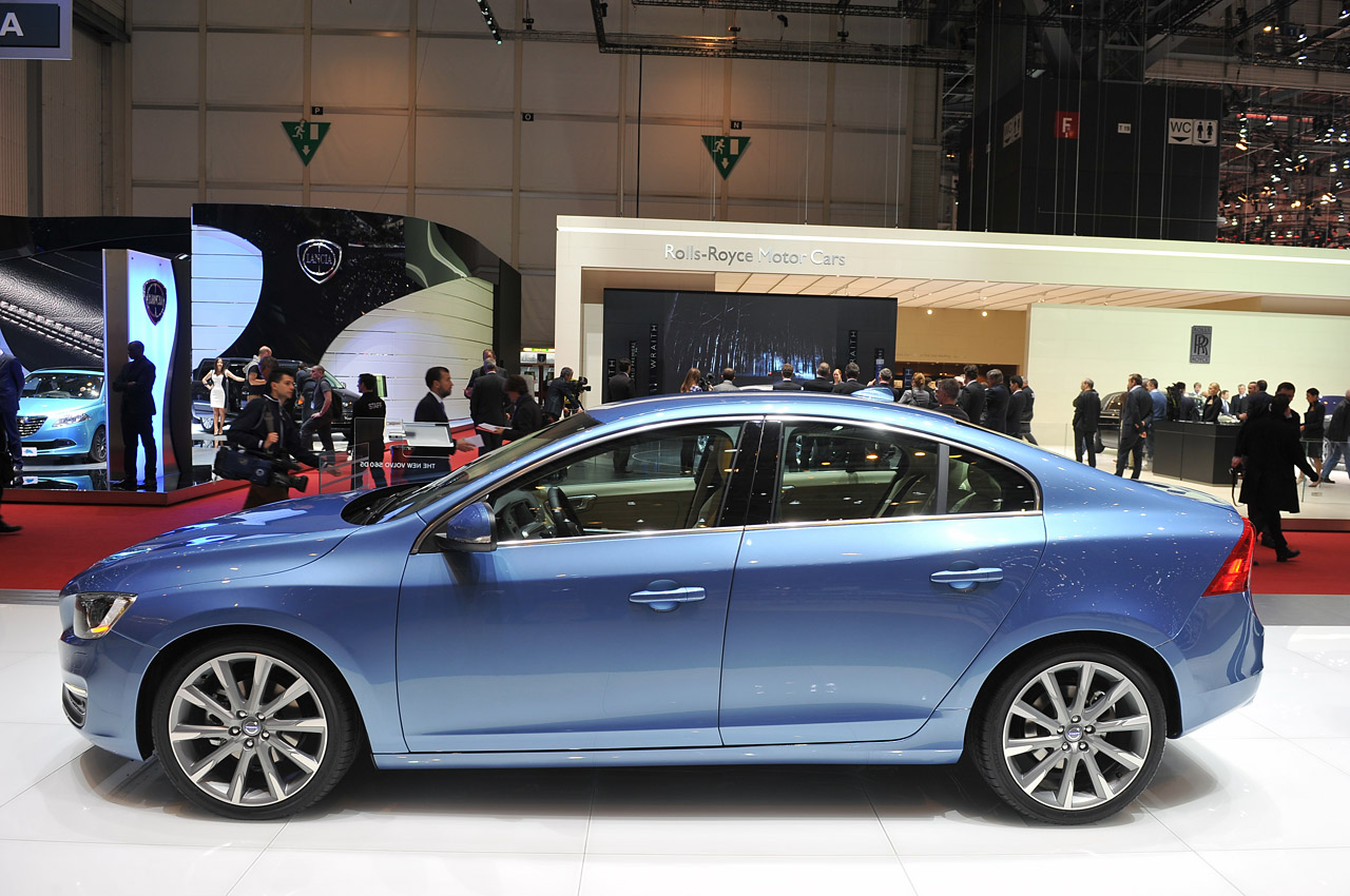 05-2014-volvo-s60-geneva