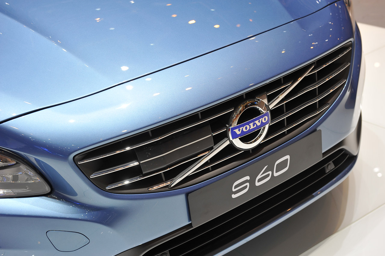 08-2014-volvo-s60-geneva