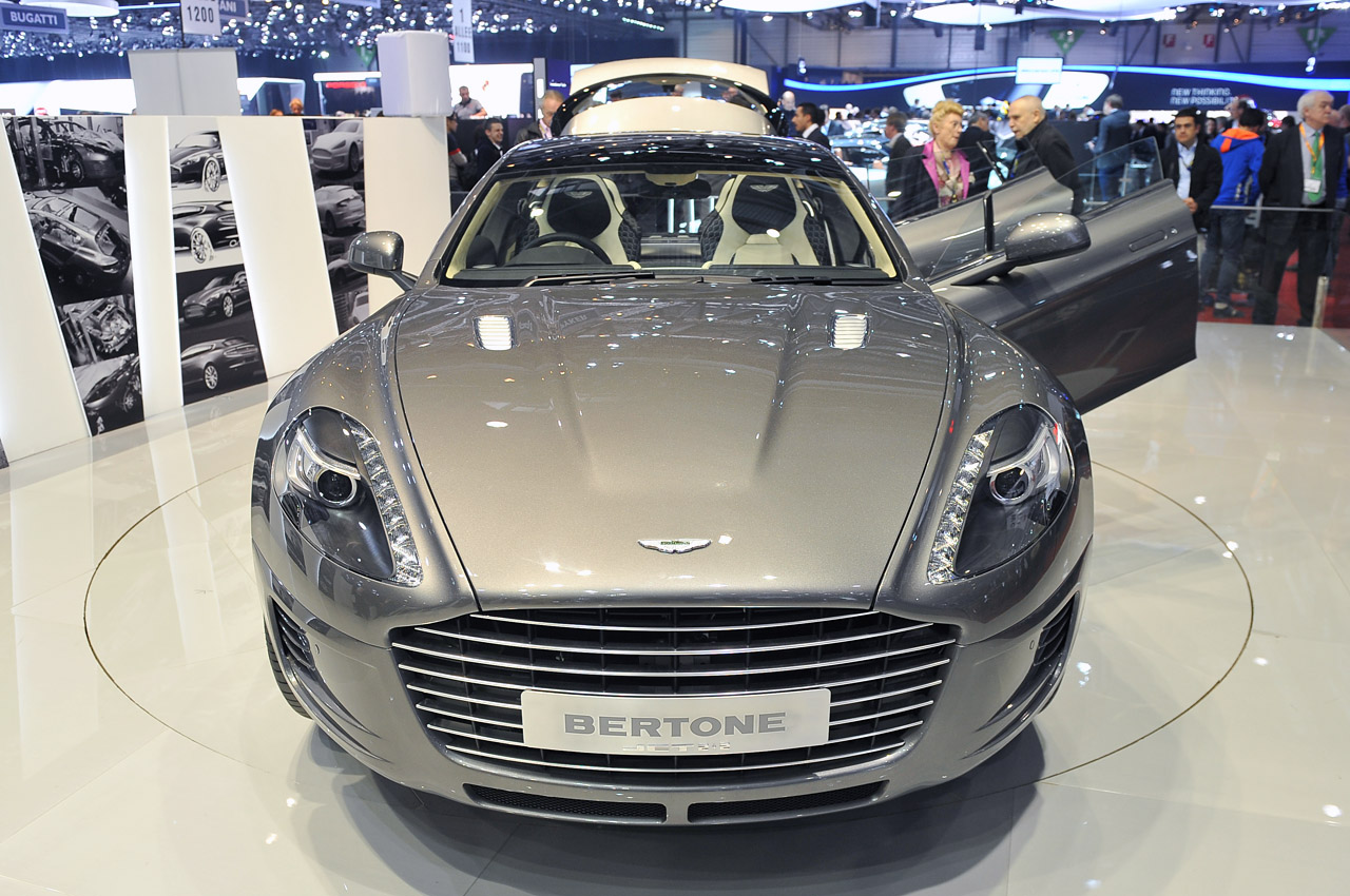 08-bertone-jet-2-plus-2-geneva