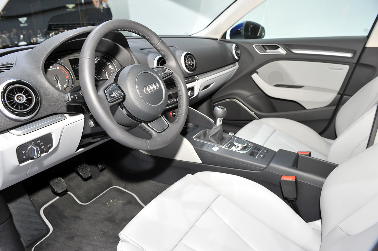 13-audi-a3-g-tron-geneva