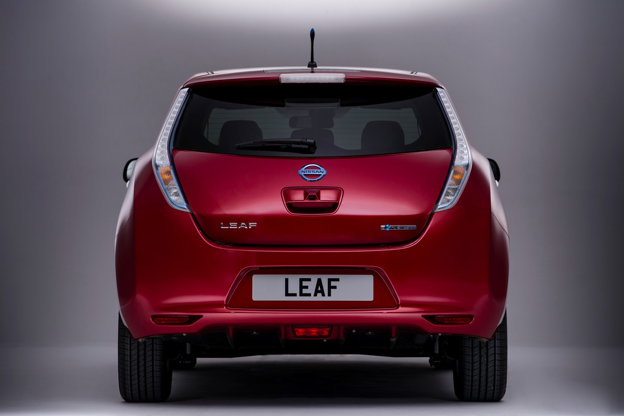 nissan-leaf-2013-06