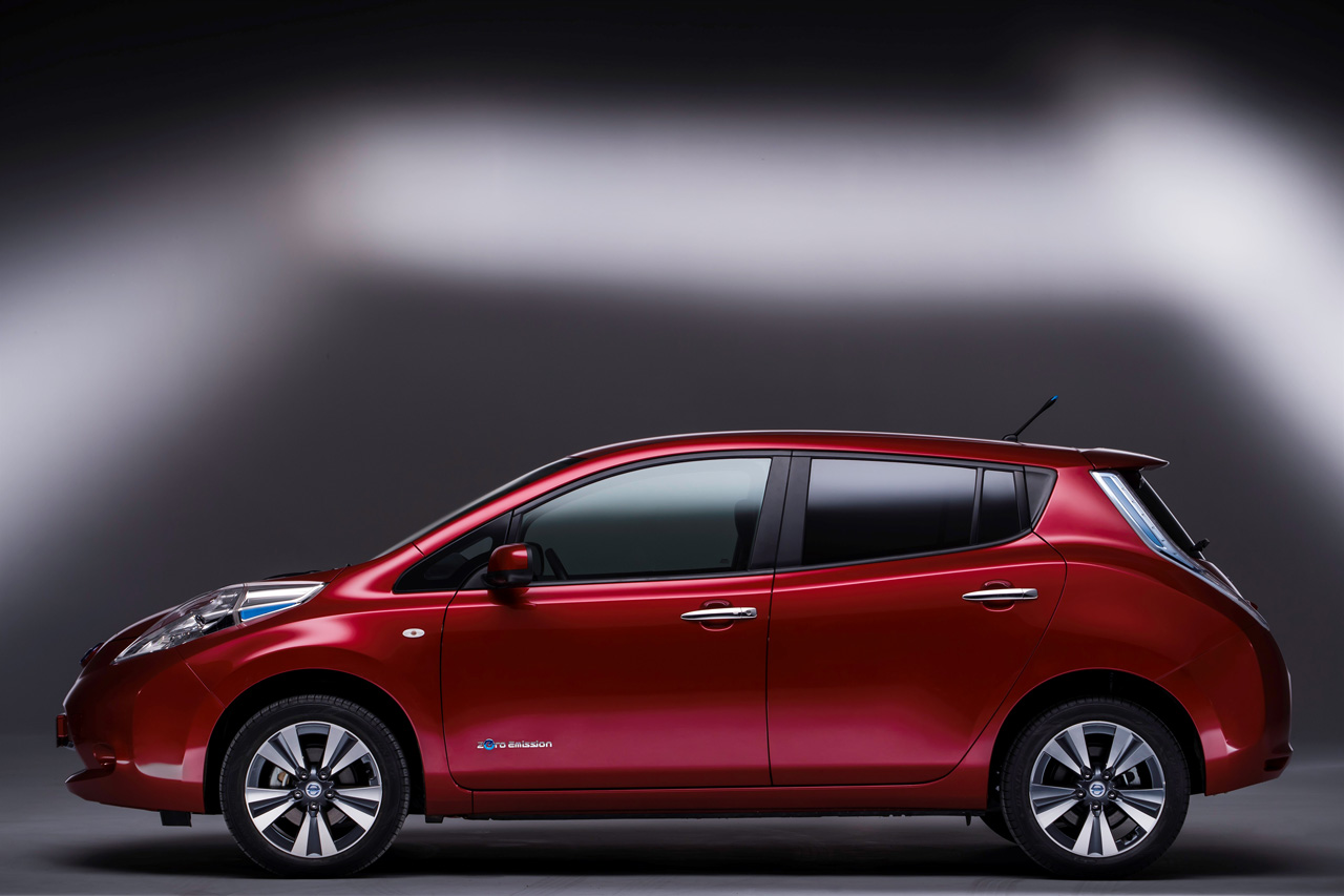 nissan-leaf-2013-07