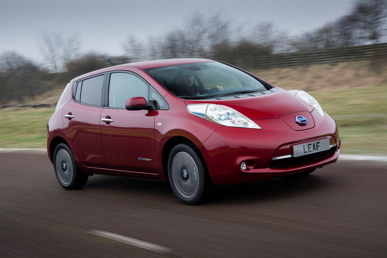 nissan-leaf-2013-08