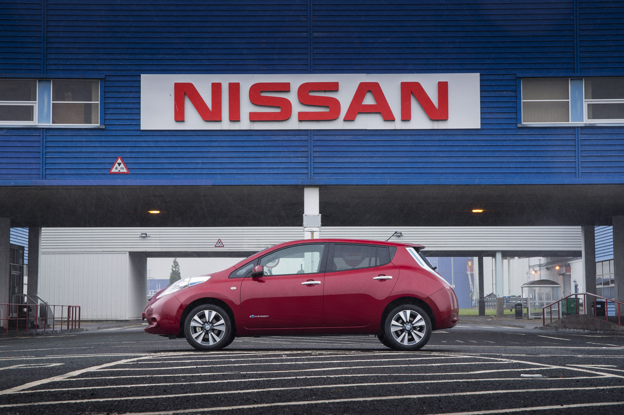nissan-leaf-2013-18