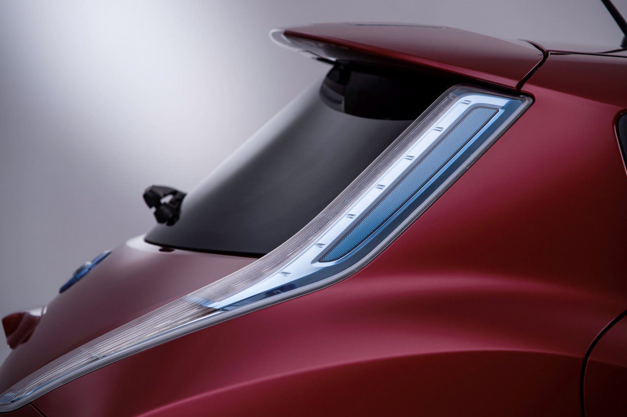nissan-leaf-2013-24