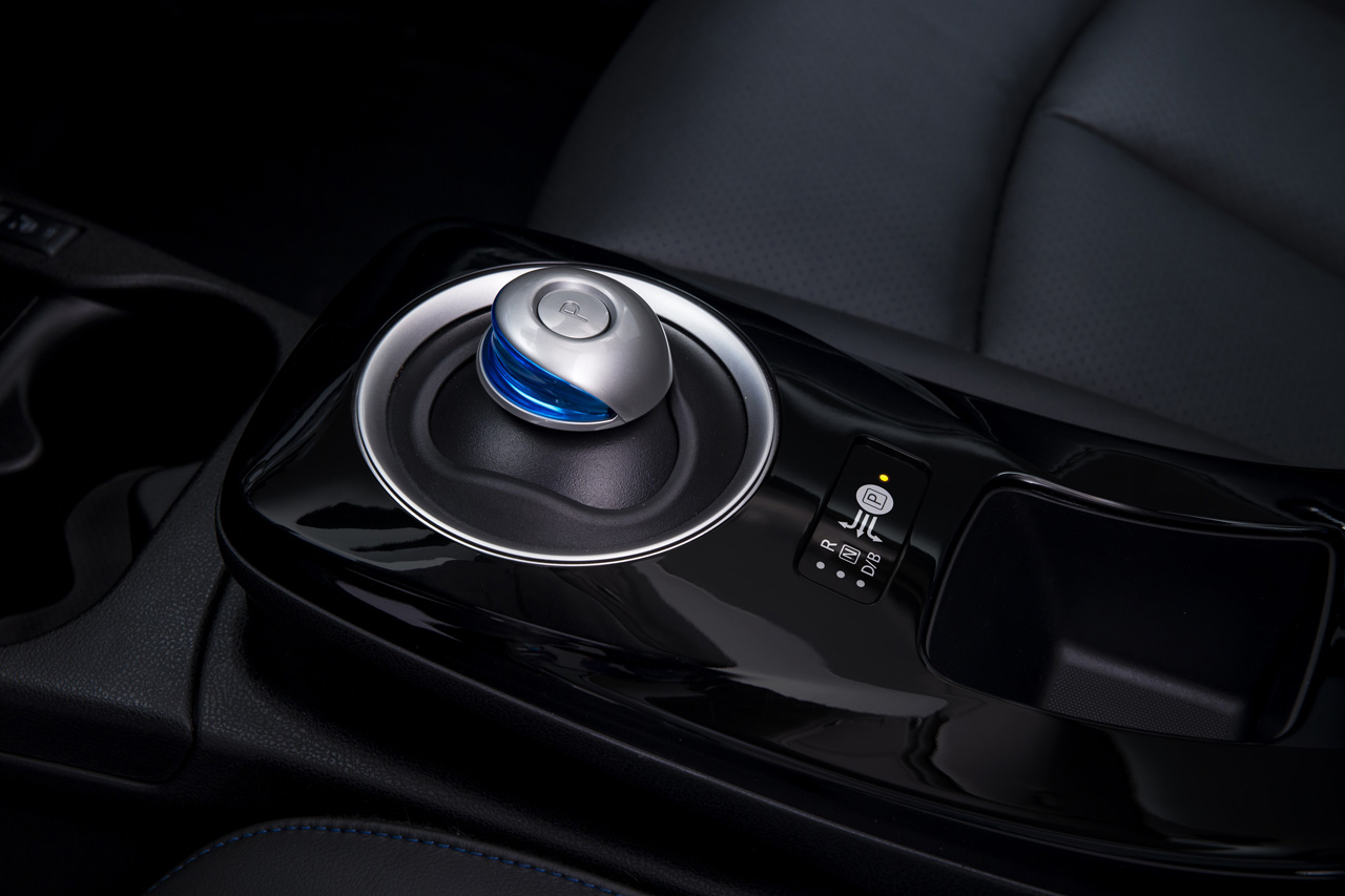 nissan-leaf-2013-28