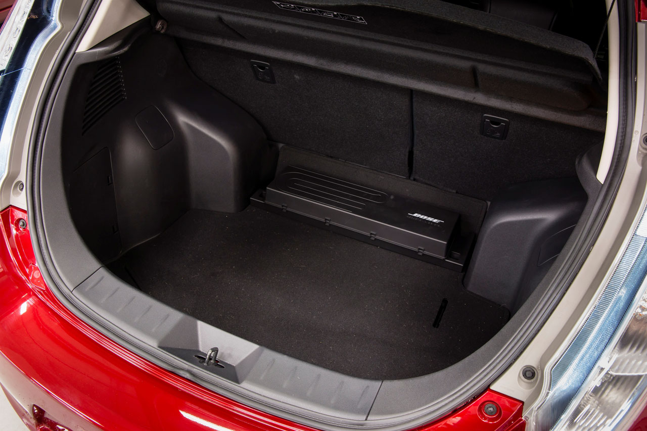 nissan-leaf-2013-34
