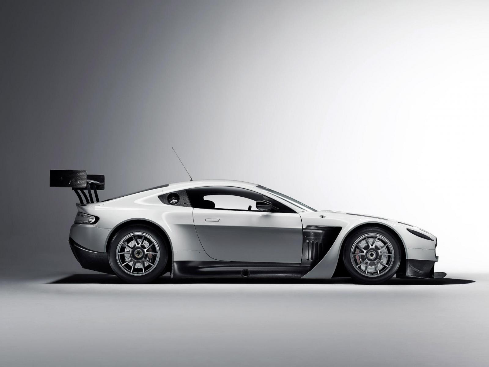 aston4