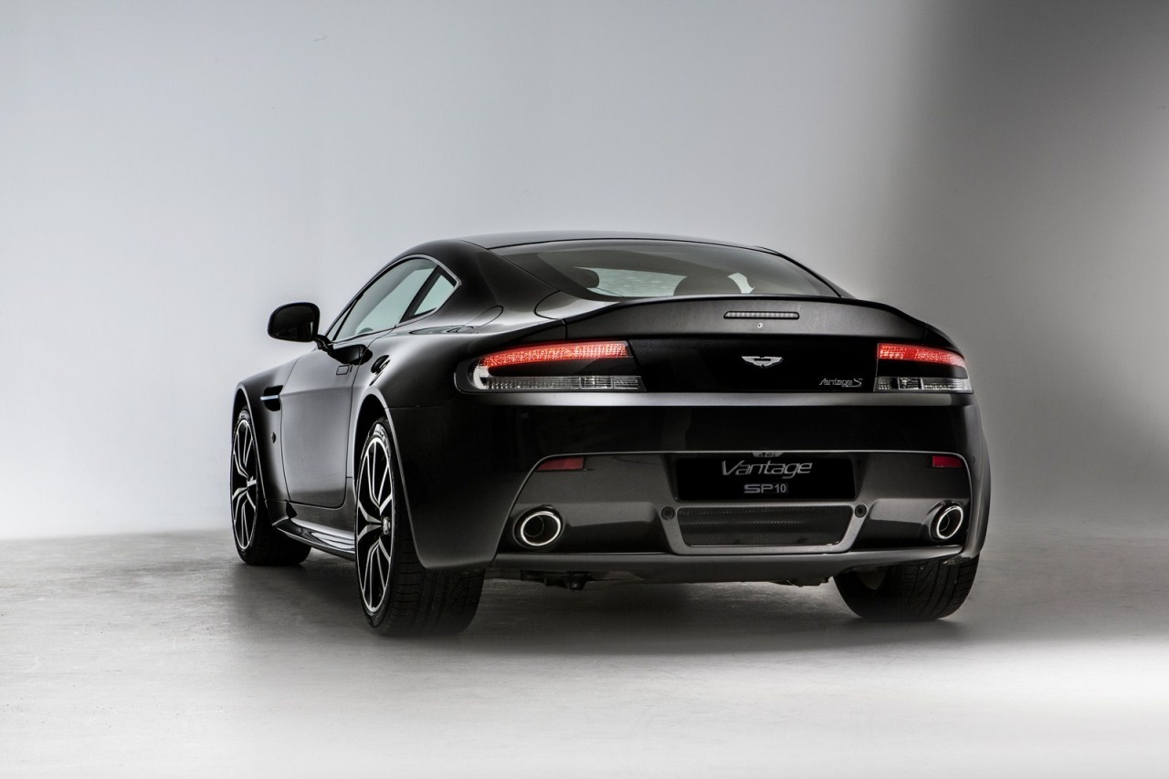 aston-martin-sp-2