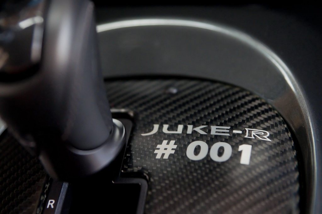 nissan-juke-r-ma-1