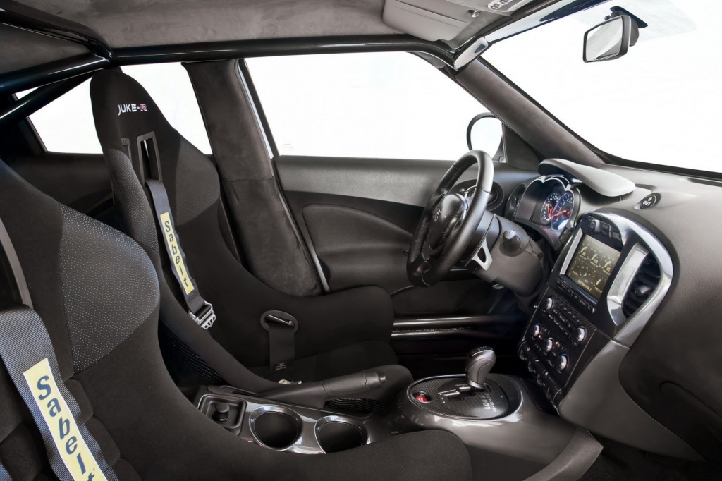nissan-juke-r-ma-2