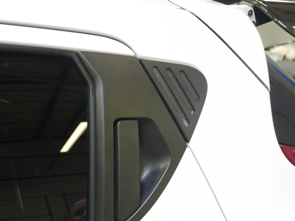 nissan-juke-r-ma-39