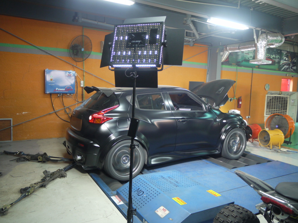 nissan-juke-r-ma-46
