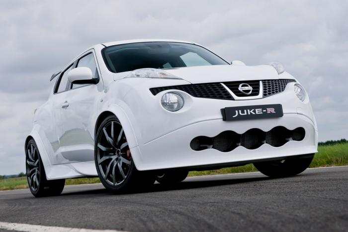nissan-juke-r-ma-9