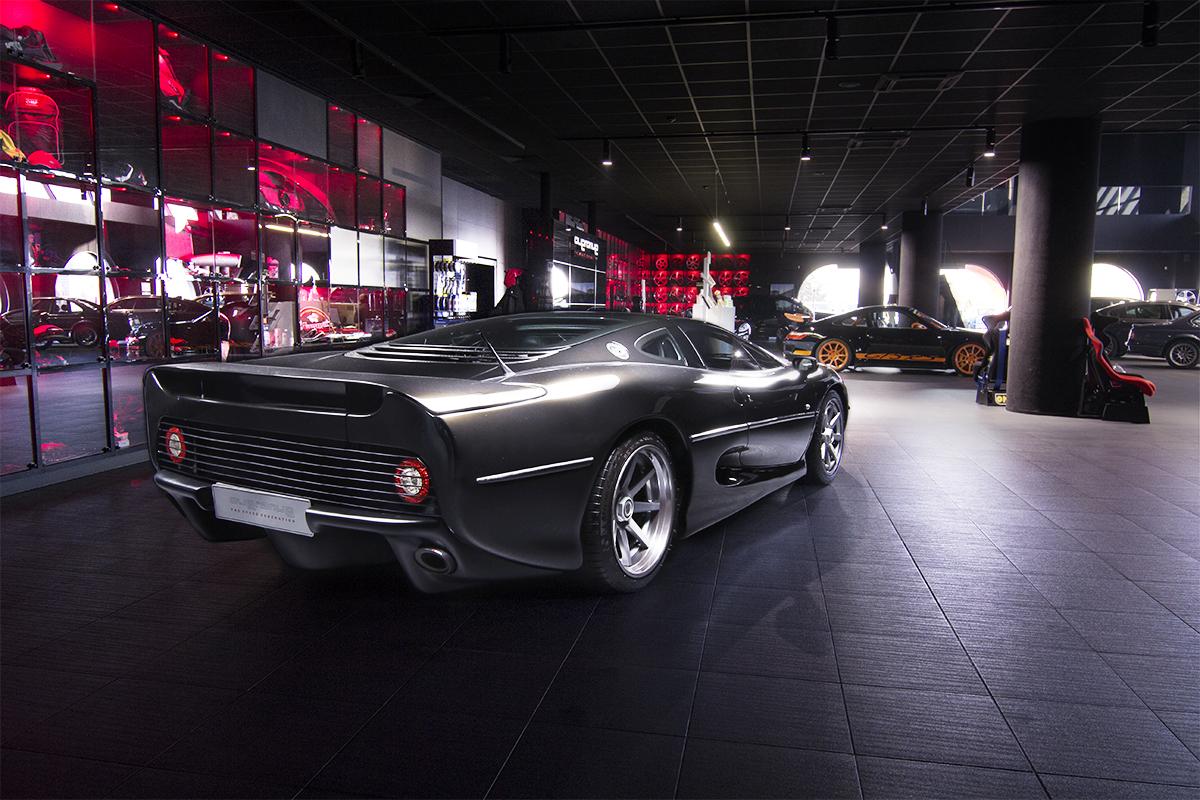 overdrive-ad-jaguar-xj-220-3