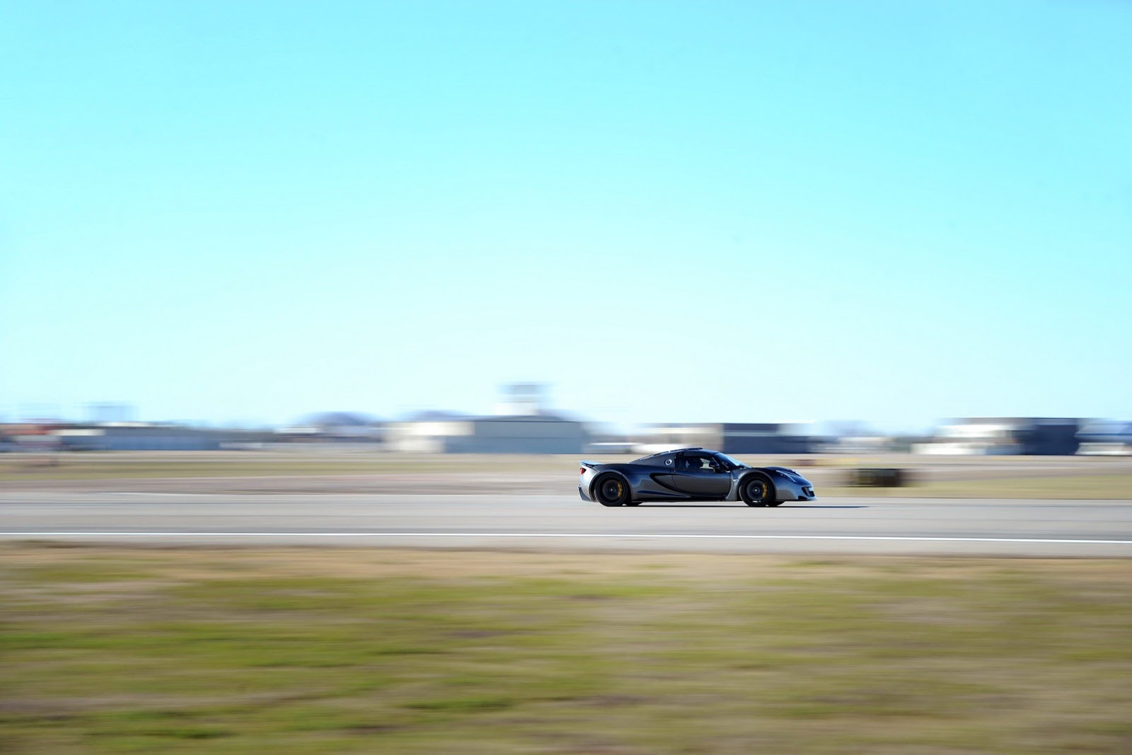 hennessey-venom-gt-record-235