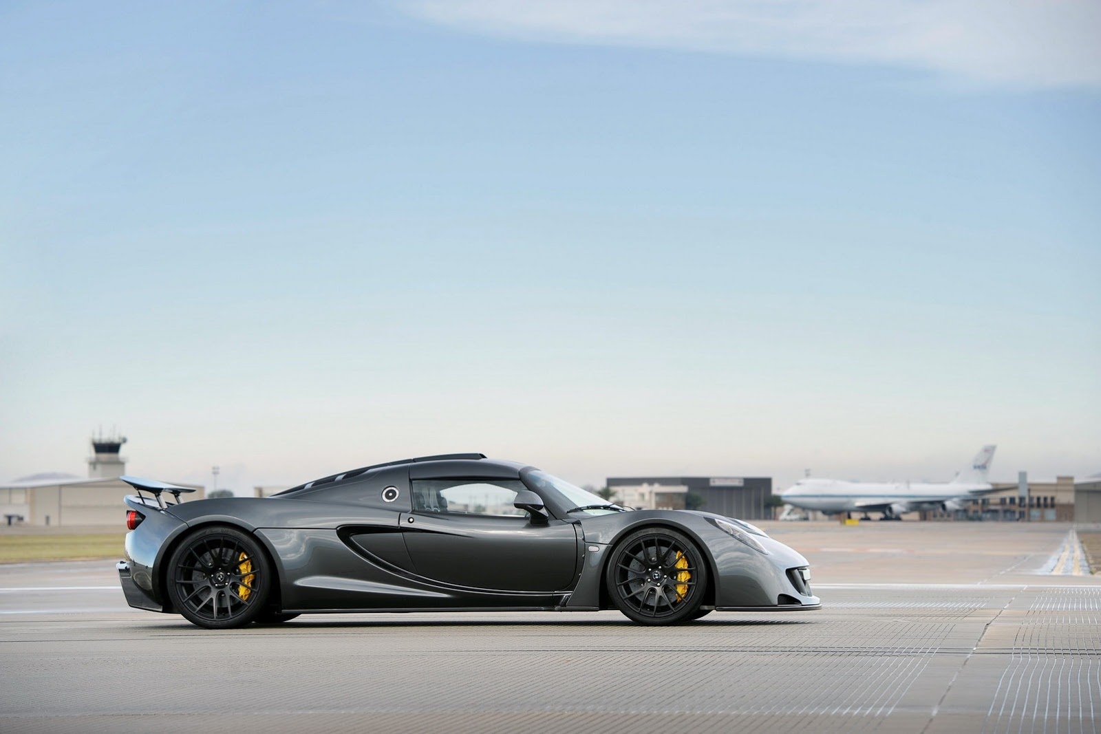 hennessey-venom-gt-record-95
