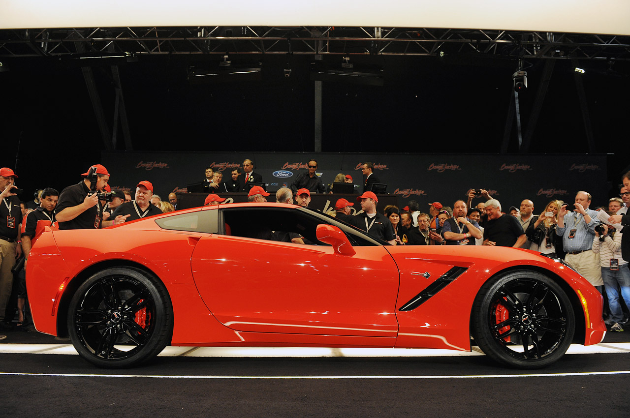 03-2014-chevrolet-corvette-bj