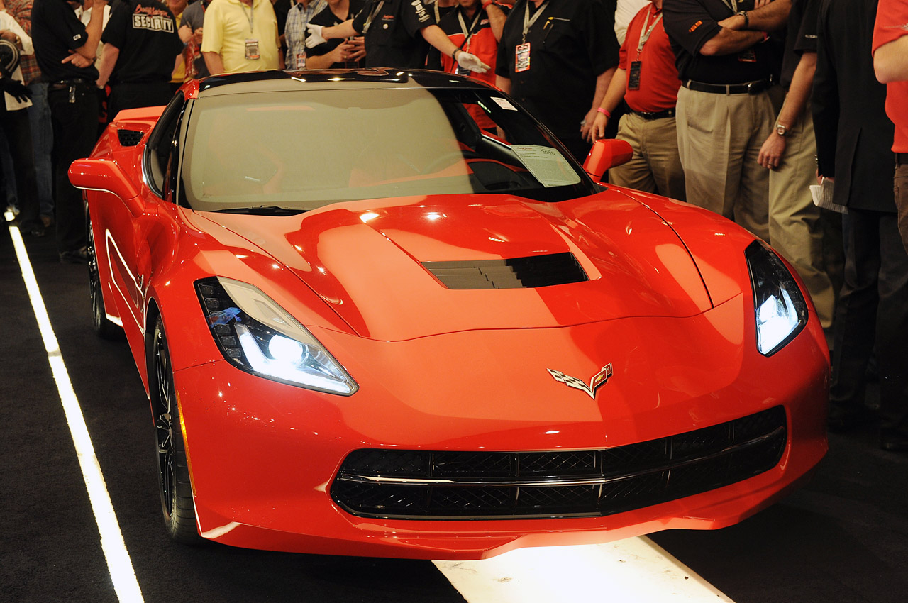 05-2014-chevrolet-corvette-bj