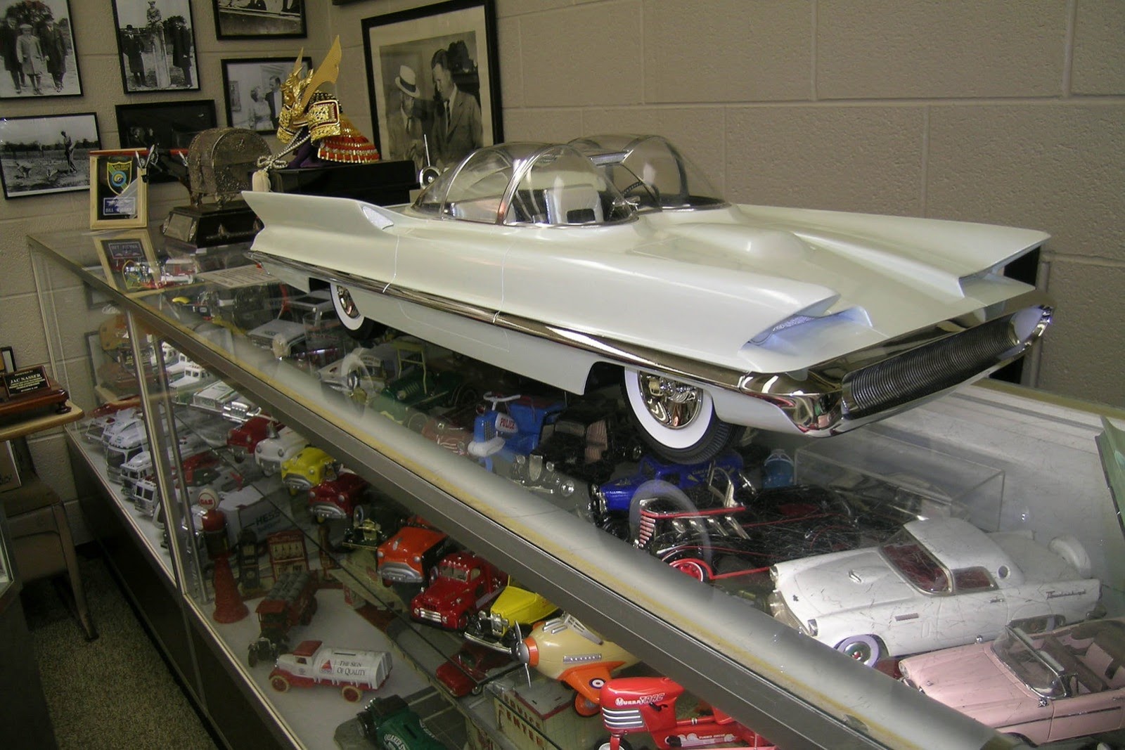 original-1966-batmobile-4_13