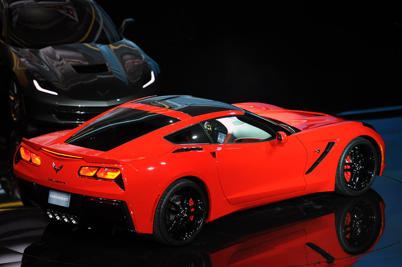 02-2014-chevrolet-corvette-reveal