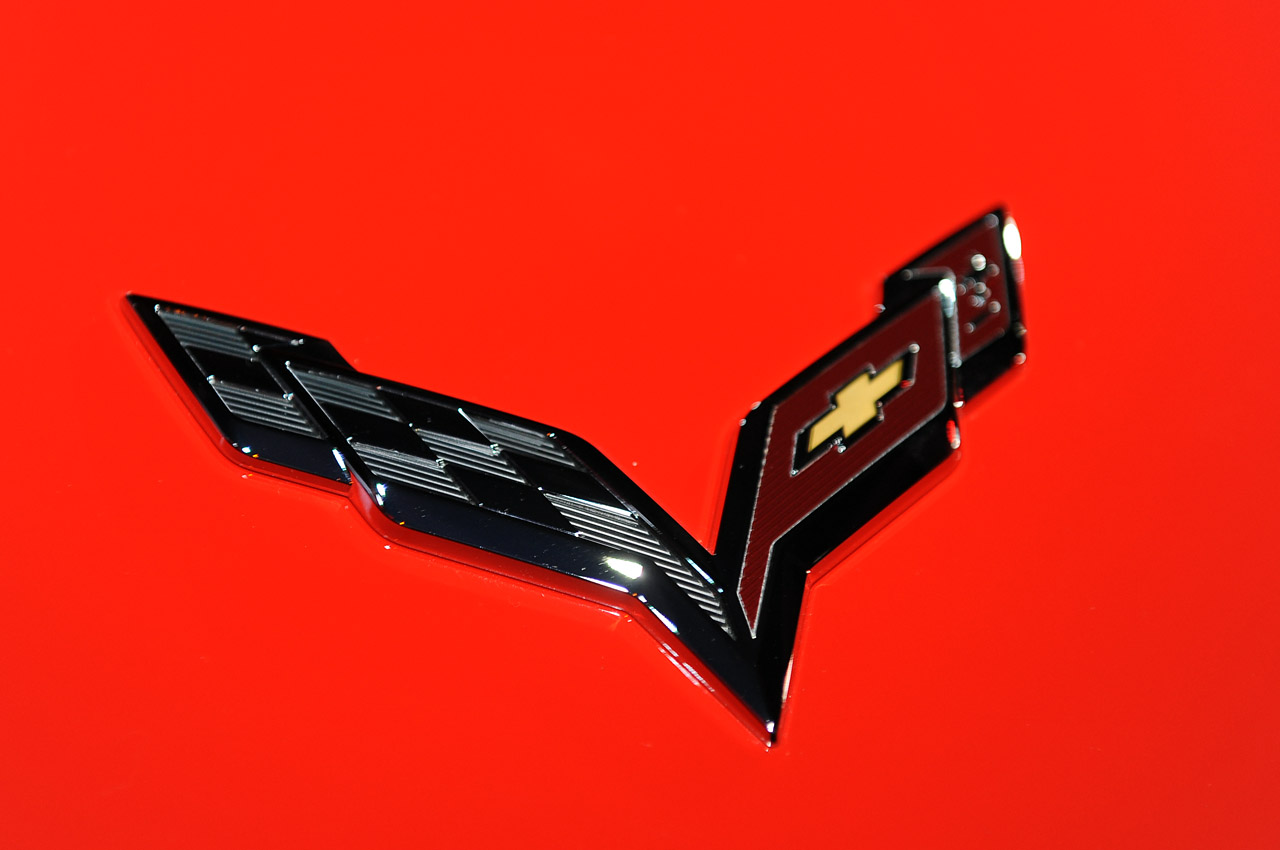 13-2014-chevrolet-corvette-reveal