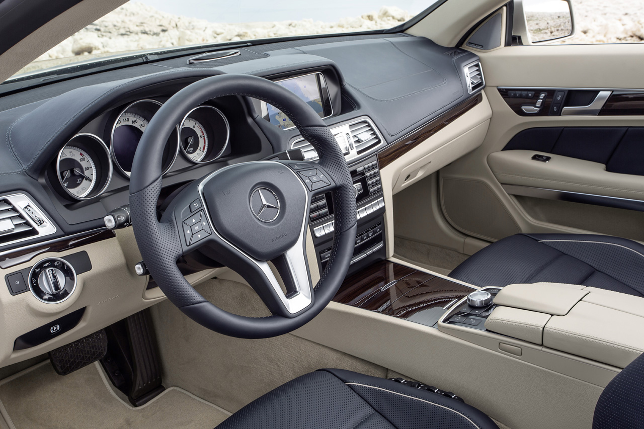 Mercedes-Benz E 350 BLUETEC Cabriolet mit Sportpaket, (A 207), 2