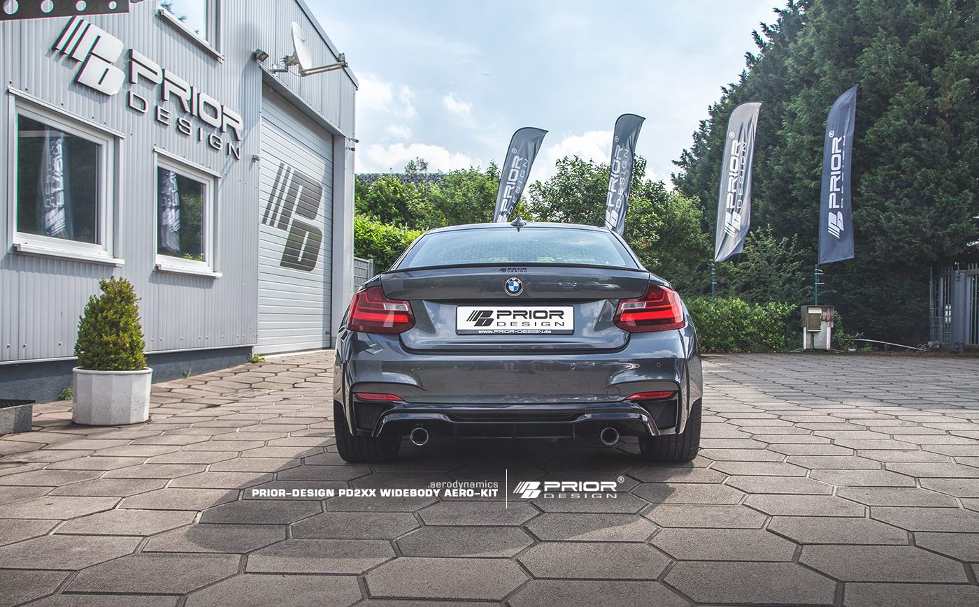 Engordar estéticamente tu BMW Serie 2 es posible gracias al kit PD2XX de Prior Design 1