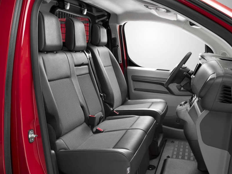 2016-CitroenJumpy-74