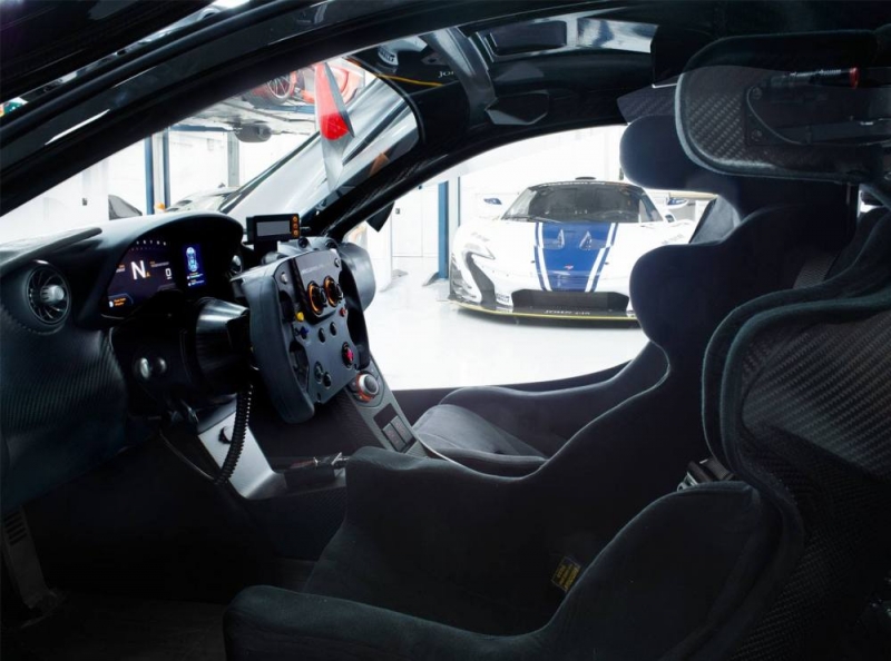 fabrica-mclaren-p1-gtr-4