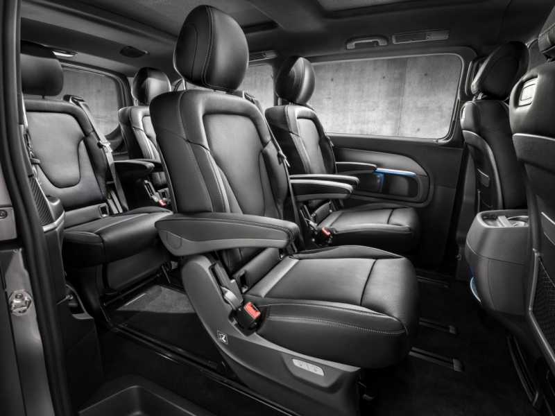 mercedes-benz-v-class-amg-line-is-a-reality-will-take-a-bow-in-frankfurt-photo-gallery_5
