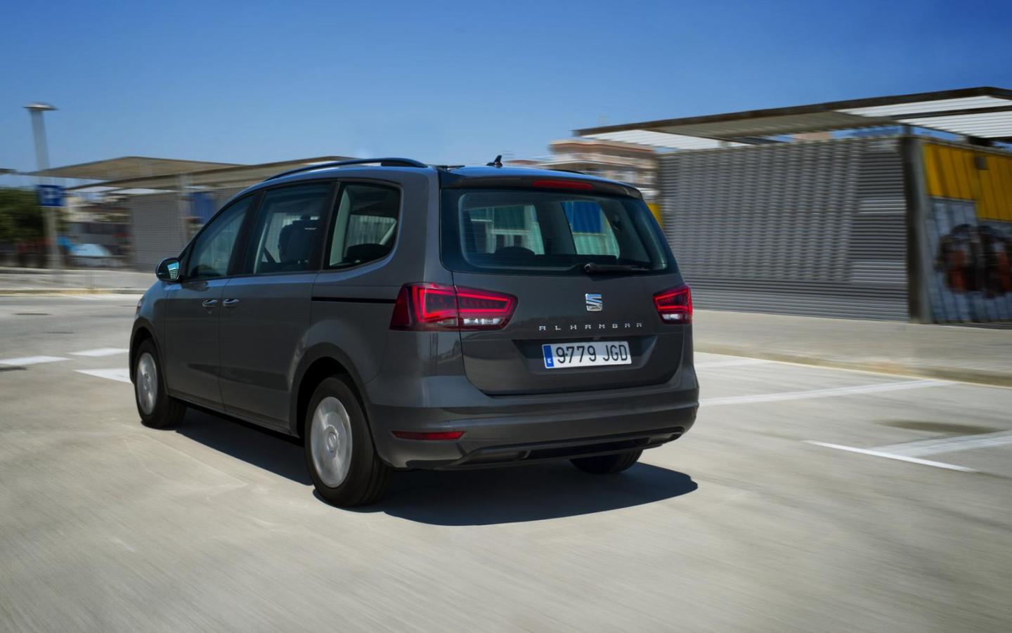 seat_alhambra_2015_22