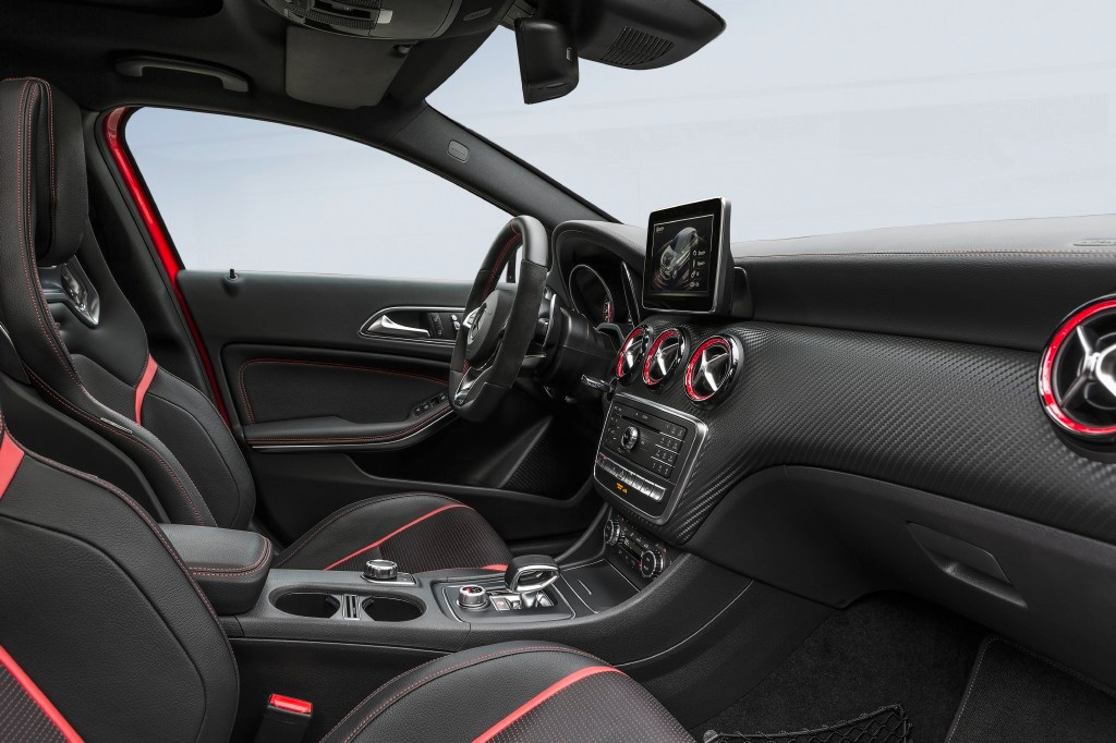 Mercedes-Benz A-Klasse (W 176) 2015Mercedes-Benz A-Class (W 176
