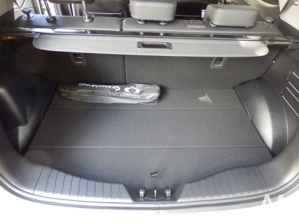contacto_ssangyong_tivoli_16