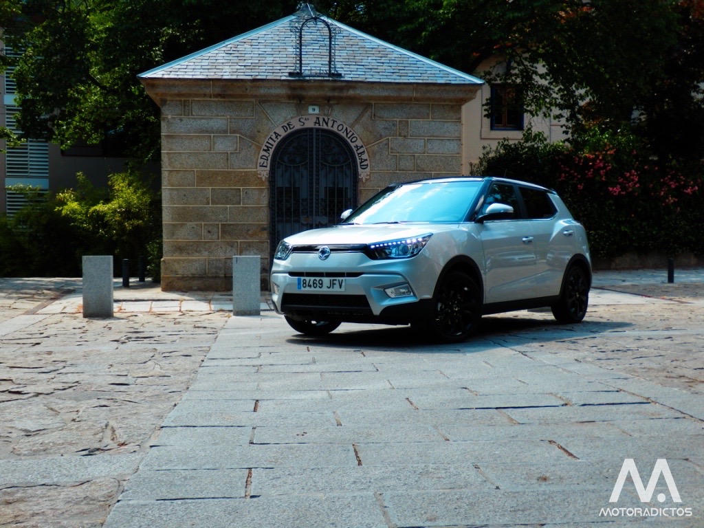 contacto_ssangyong_tivoli_9