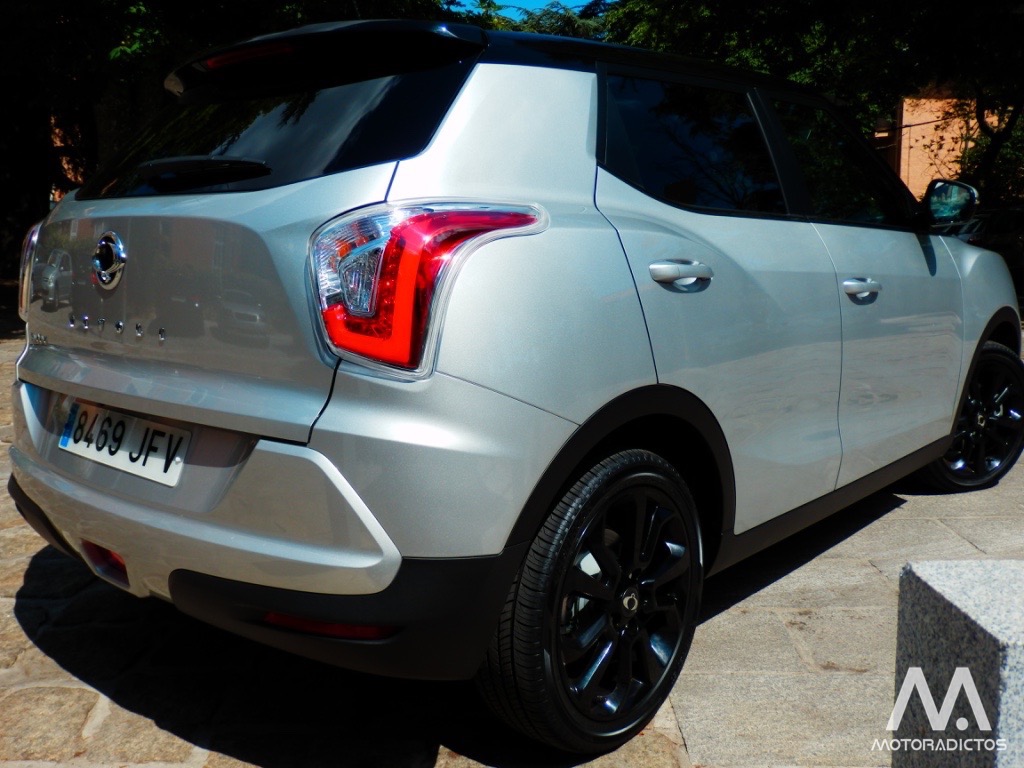 contacto_ssangyong_tivoli_10