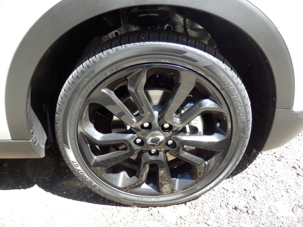 contacto_ssangyong_tivoli_6