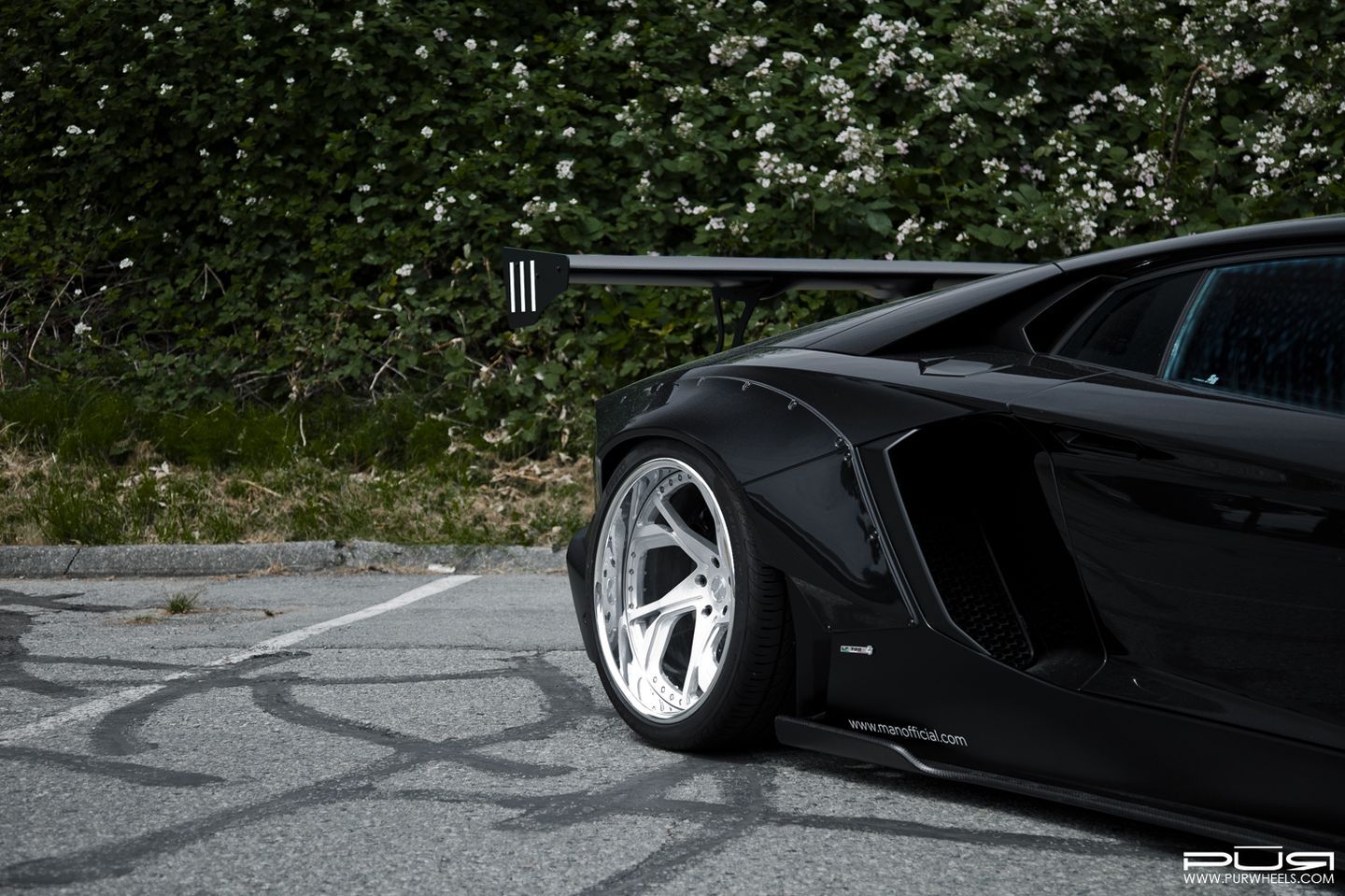 aventador-man-official-6