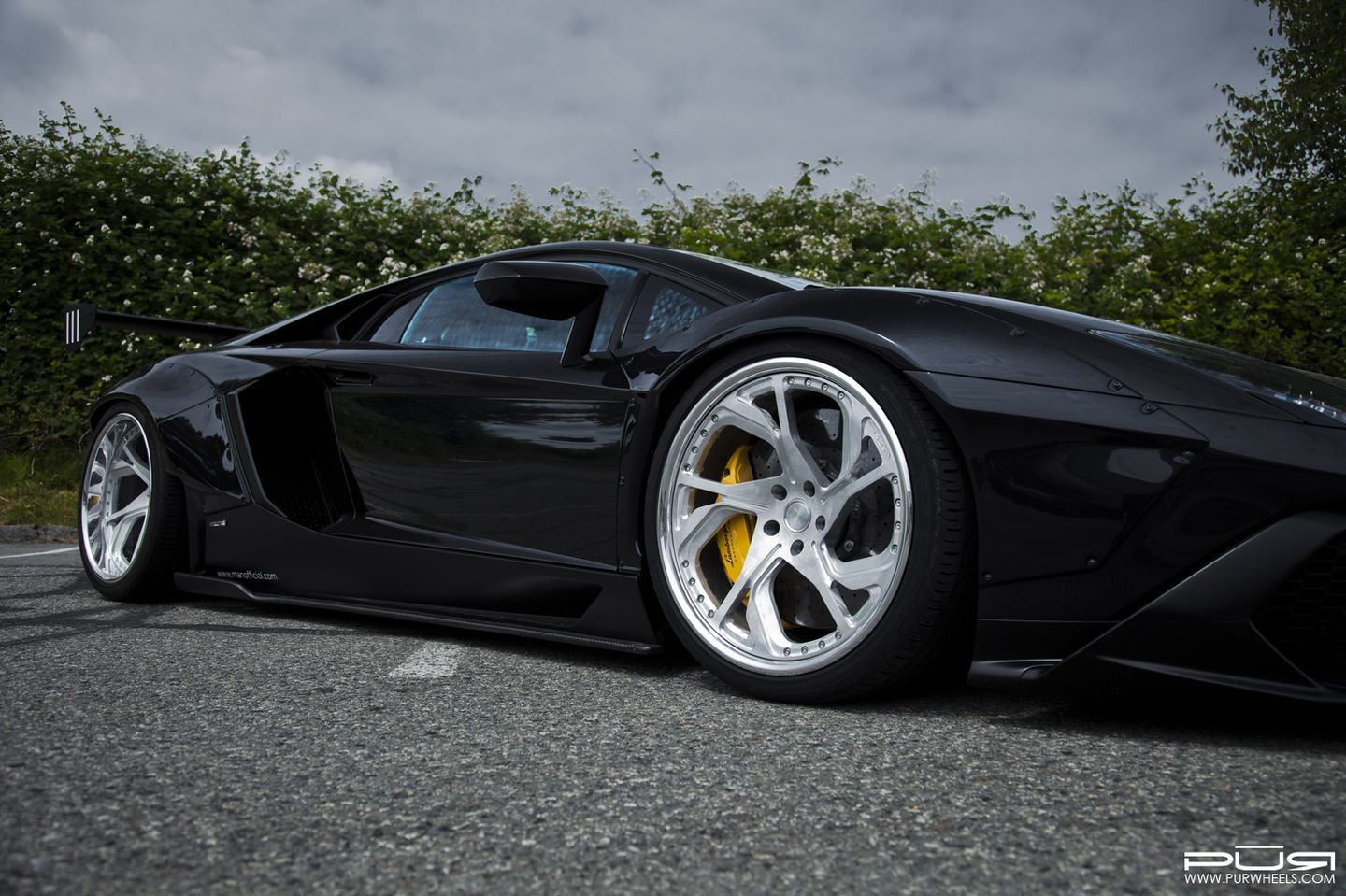 aventador-man-official-9