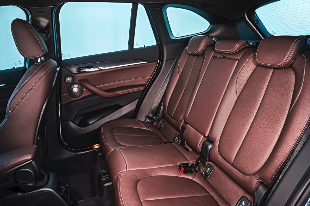 bmw_x1_2015_10