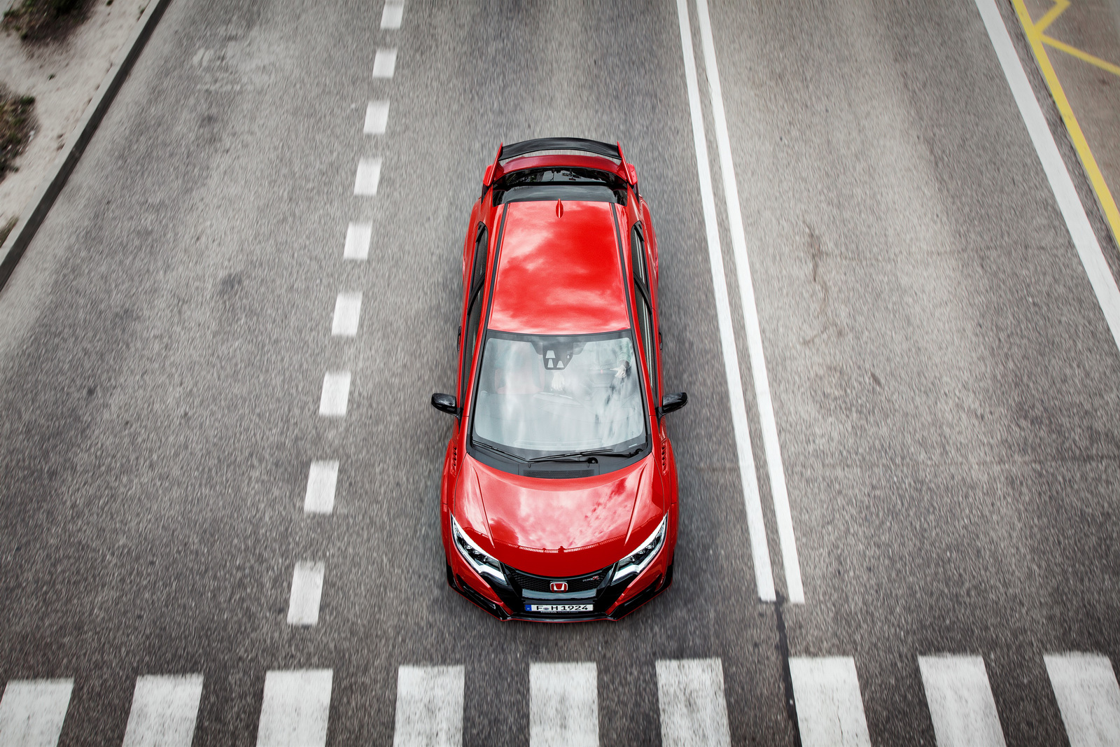 2015-Honda-Civic-Type-R-5