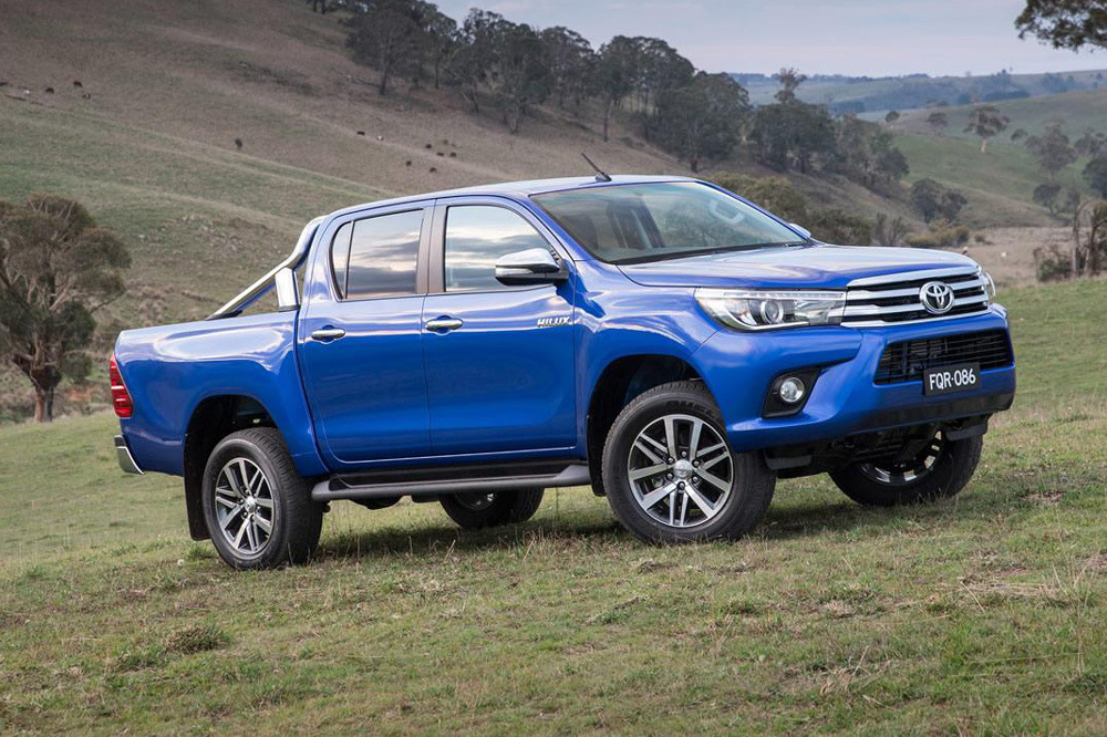 Toyota-Hilux-2016-1