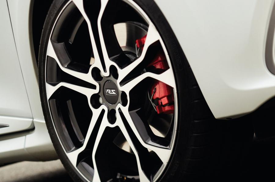 renaul-clio-rs-trophy-201520303_10.jpg