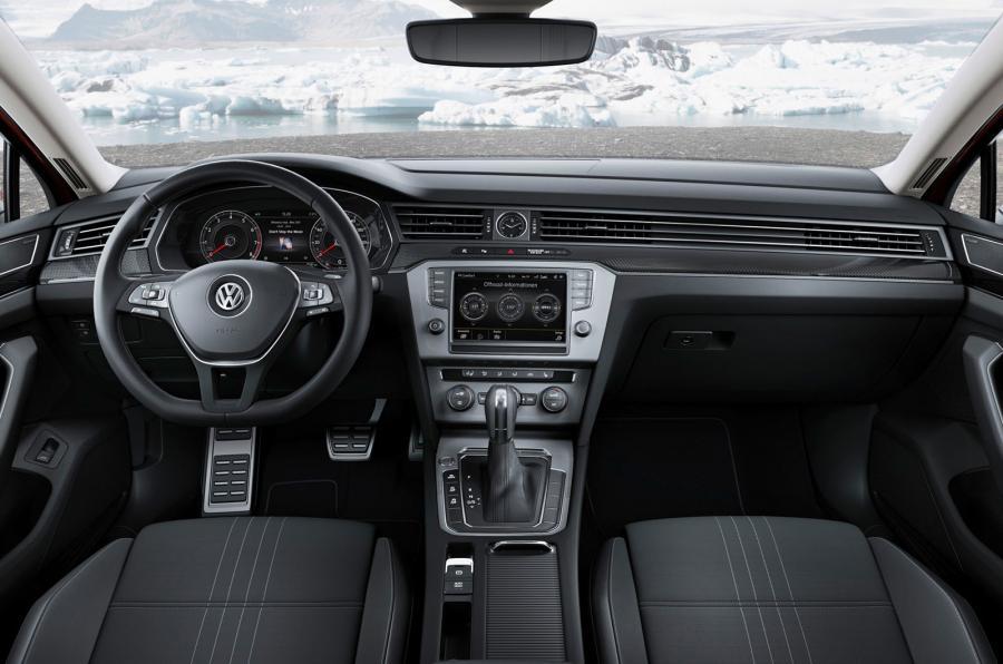 volkswagen-passat-alltrack-2015-201520111_9.jpg