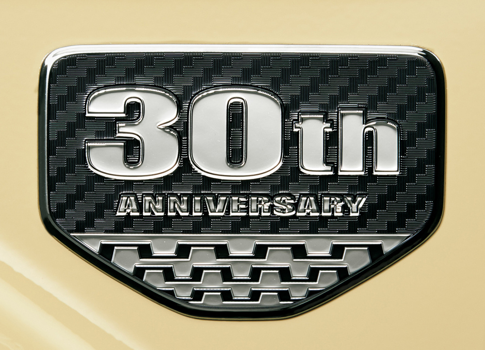 Toyota-Land-Cruiser-70-10