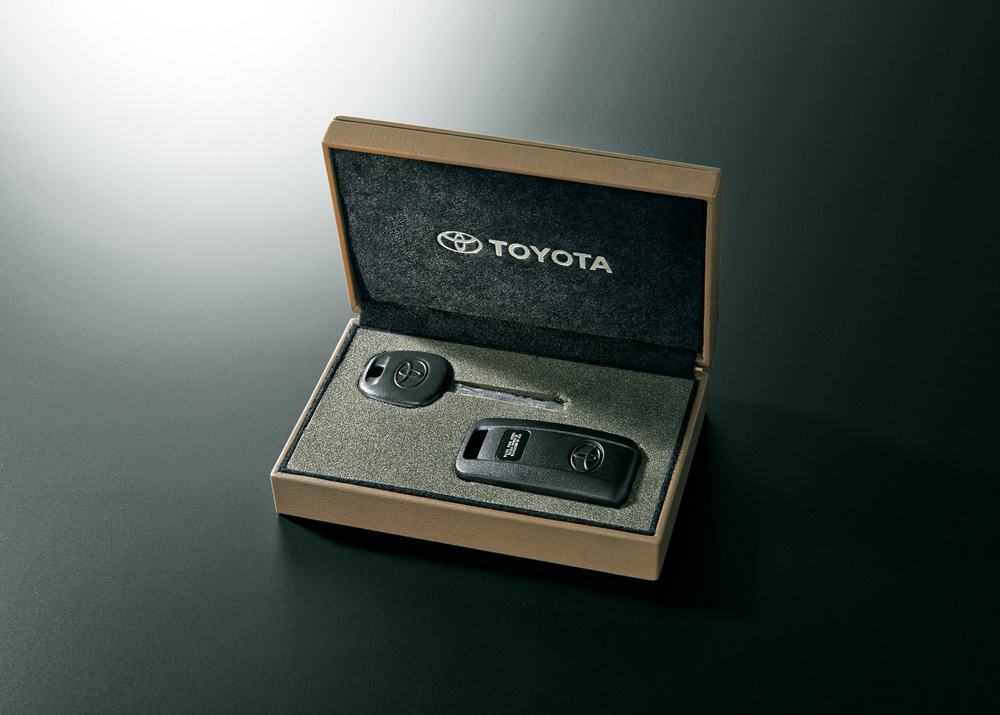 Toyota-Land-Cruiser-70-9