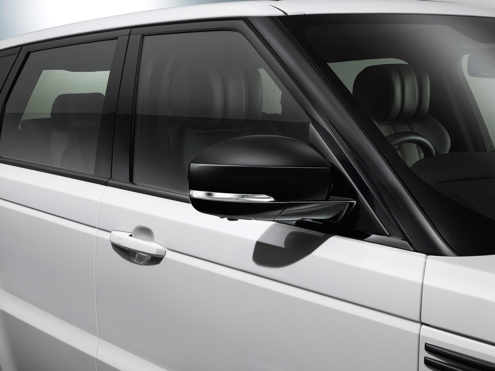 Range-Rover-Sport-Stealth-Pack-6