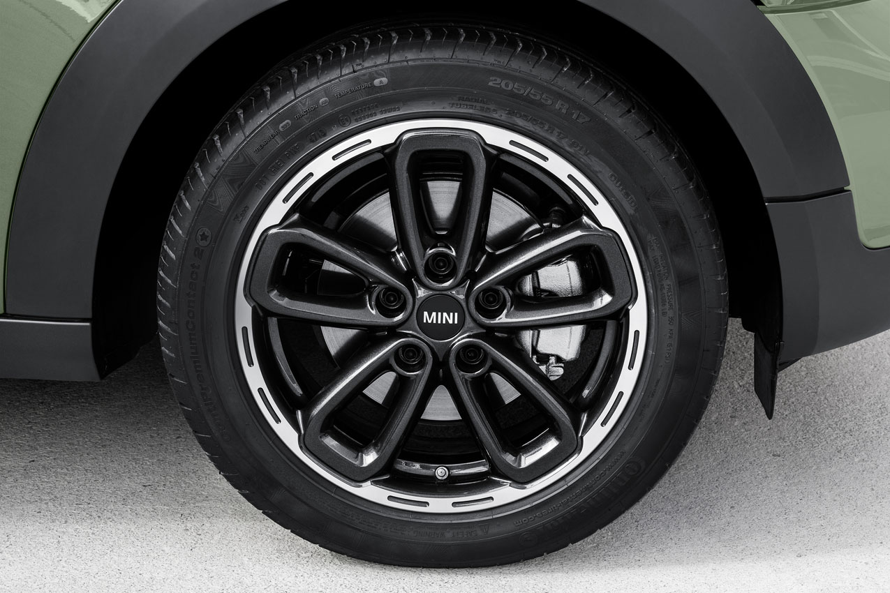 MINI-Countryman-2014-37