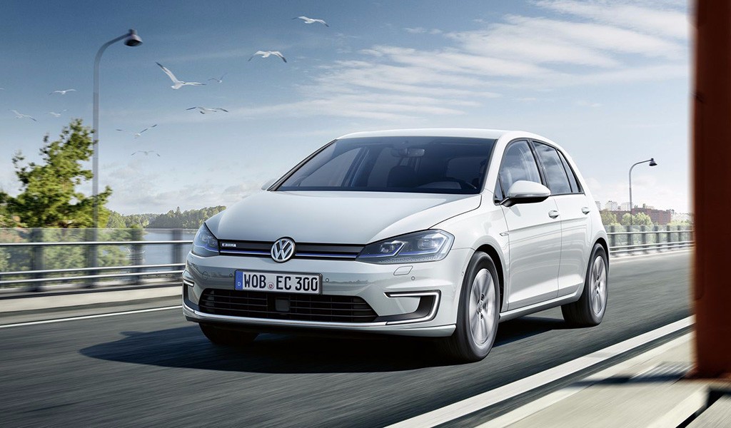 Volkswagen e-Golf 2017: Ahora con 300 kilómetros de autonomía y más potencia 5